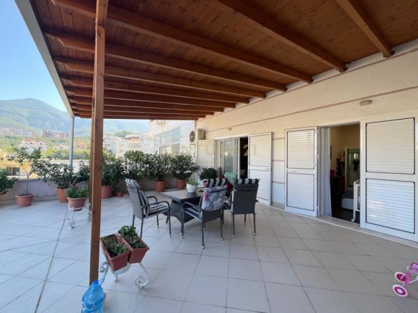 Tirane, shitet apartament 1+1 Kati 4, 170 m² 165.000 € (NE FRESK)