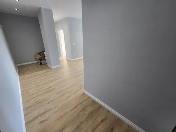 Tirane, shitet apartament 1+1 Kati 6, 64 m² 118.000 € (Pazari i Ri)