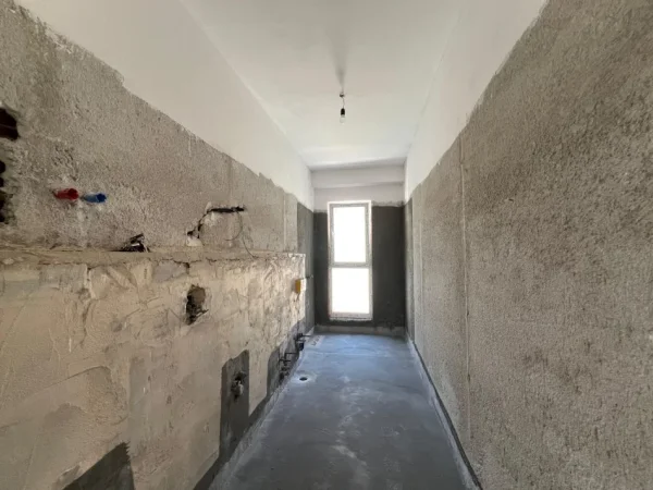 Tirane, shitet apartament 1+1+Ballkon , 69 m² 110.240 € (Kupola)