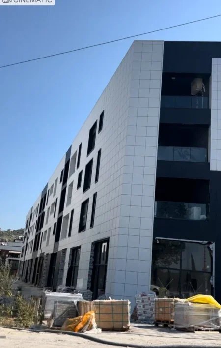 Tirane, shitet apartament 2+1 Kati 2, 95 m² 220.000 € (Rruga liqeni i thate)