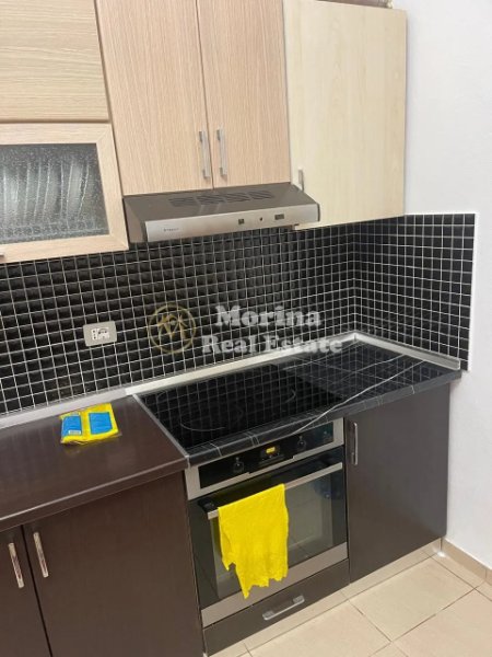 Tirane, jepet me qera shtepi 2+1 Kati 1, 80 m² 500 € (Berzhite)