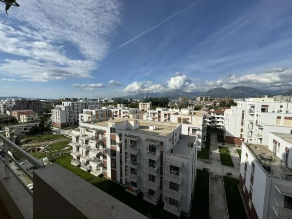 Tirane, jepet me qera apartament 2+1+Ballkon Kati 6, 105 m² 420 € (REZIDENCA KLENSI)   UNA40428