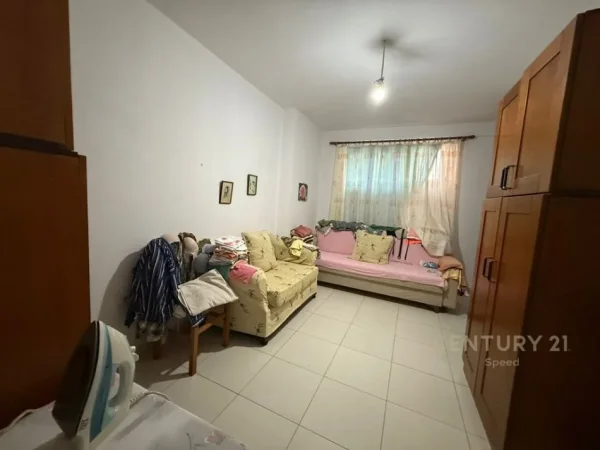 Tirane, shes apartament 2+1 Kati 3, 120 m² 147.000 € (Fresku)