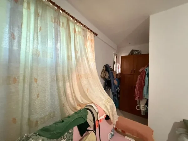 Tirane, shes apartament 2+1 Kati 3, 120 m² 147.000 € (Fresku)