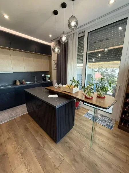 Tirane, shitet apartament+verande | Penthouse 3+1+Ballkon , 261 m² 