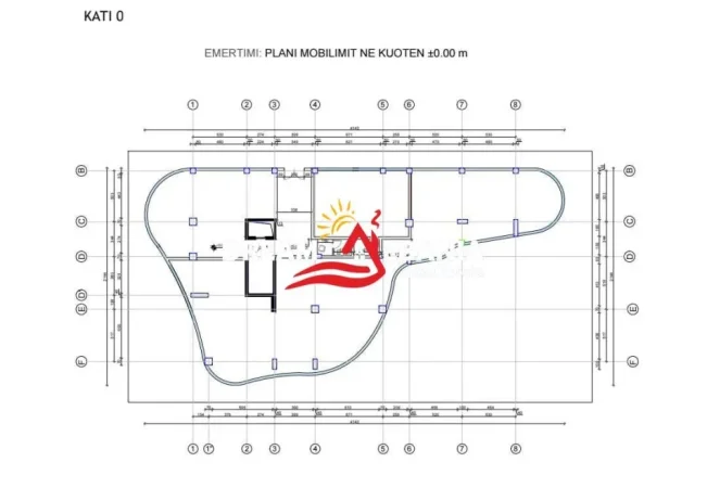 Tirane, shitet dyqan Kati 1, 440 m² 780.000 € (tek Liqeni i Thatë pranë Hotel Radisson)