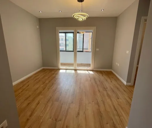 Tirane, shitet apartament 1+1 Kati 6, 49 m² 98.000 € (5 maj)