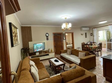 Tirane, shitet apartament 2+1 Kati 3, 89 m² 160.000 € (Don Bosko)