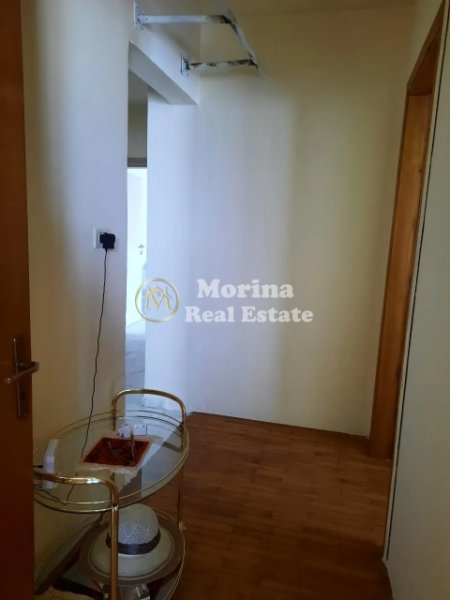 Tirane, jepet me qera apartament 2+1 Kati 9, 100 m² 500 € (Laprake)
