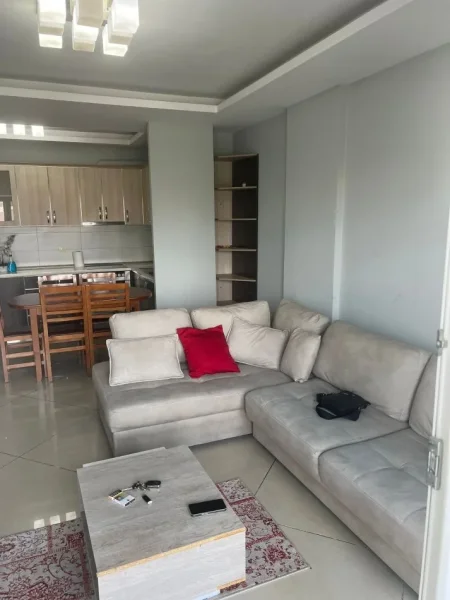 Tirane, jepet me qera apartament 1+1 Kati 2, 70 m² 450 € 