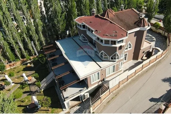 Mjull Bathore, shitet godine biznesi , 1.240 m² 1.800.000 € (ID: 530281026-1012)