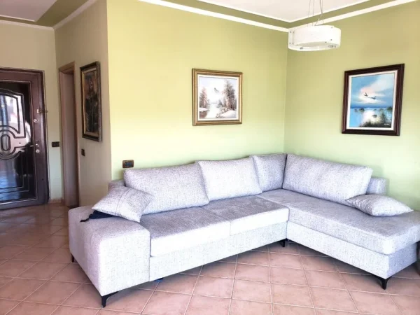 JEPET SUPER APARTAMENT 2+1 ME QIRA TEK KOMUNA E PARISIT AFER KIKA 2, Kati 9, 105 m² 650 €