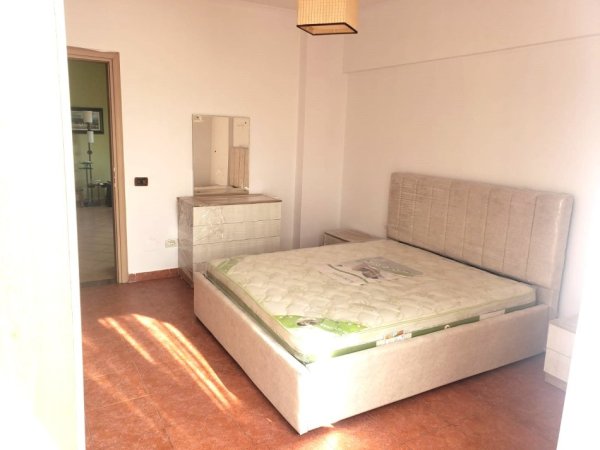 JEPET SUPER APARTAMENT 2+1 ME QIRA TEK KOMUNA E PARISIT AFER KIKA 2, Kati 9, 105 m² 650 €