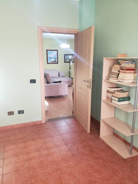 JEPET SUPER APARTAMENT 2+1 ME QIRA TEK KOMUNA E PARISIT AFER KIKA 2, Kati 9, 105 m² 650 €