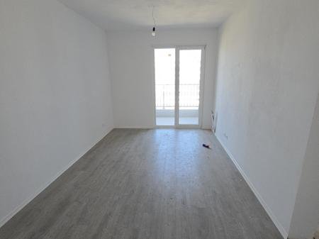 Tirane, shitet apartament 1+1 Kati 5, 60 m² 85.000 € (Univers city)