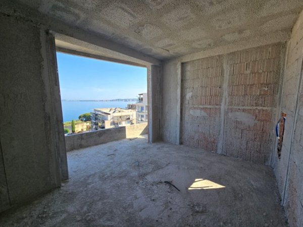 Vlore, shitet apartament 2+1 Kati 3, 97 m² 240.000 € (UJI I FTOHTE VLORE)