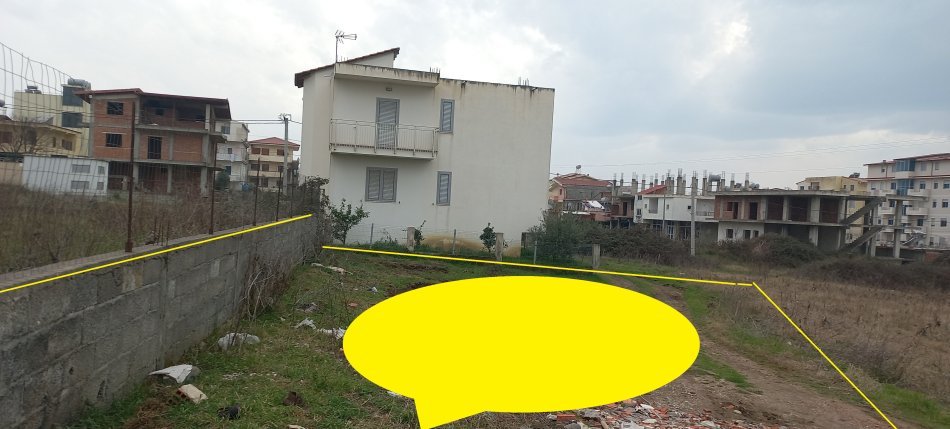 Golem-Kavajë,Super-Okazion! Shitet Tokë-Truall, ideale për Vilë 3-kate, zonë urbane, pamje nga deti, sip.580m²,Cmim 35'000 €, në Golem-Fshat, 800m(10min këmb) nga rrethe-rrotullim Deti-Plazhi-Golem, 900m nga Qendra Administrative Golem, 8km nga qendra Kavajës dhe 12km nga Amfiteatri /Bashkia Durrës.