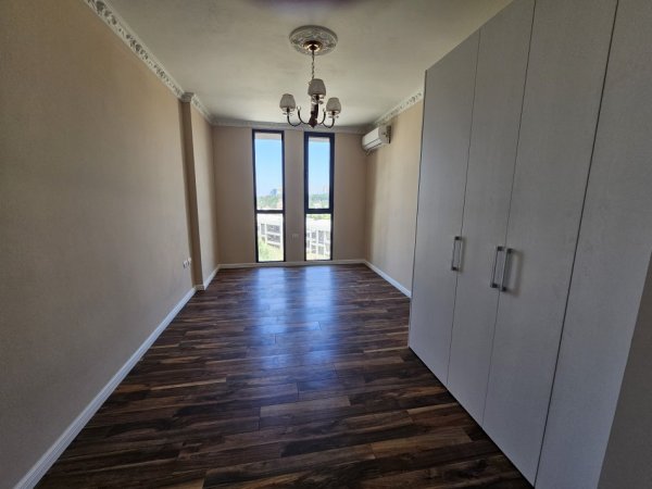 Tirane, shitet apartament 2+1+Ballkon Kati 2, 124 m² 270.000 € (LIQENI TIRANES)