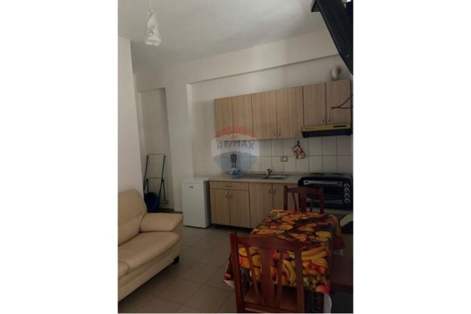 Hotel ne Shitje ne Orikum, 486 m² 575.000 € (ID: 530411012-83)
