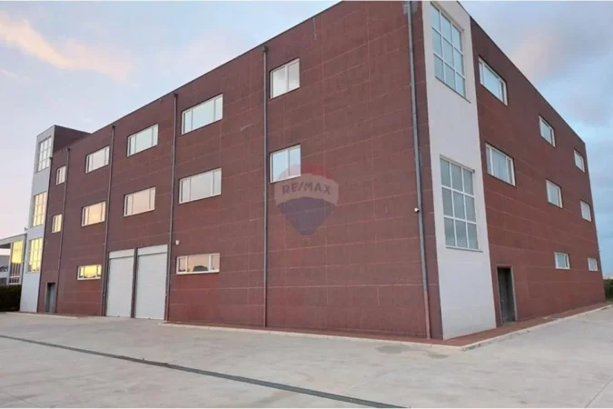 Durres, shitet ambjent biznesi , 4.300 m² 1.500.000 € (ID: 530191065-17)