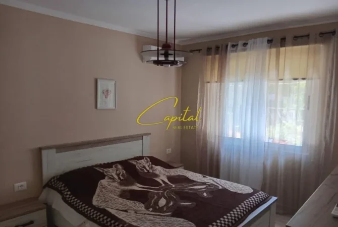 Tirane, jepet me qera apartament 2+1 Kati 0, 80 m² 700 € (PAZARI I RI)