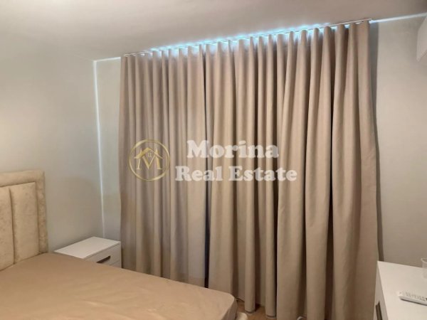 Tirane, jepet me qera apartament 1+1 Kati 2, 60 m² 700 € (Sheshi Wilson)