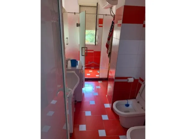 0683487469 Tirane, shitet apartament 2+1 Kati 3, 125 m² 335.000 € (Prane Stadiumit Air Albania)