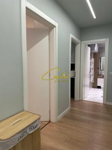 SHITET APARTAMENT 1+1 RRUGA 5 MAJI 160.000 EURO