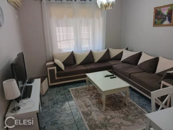 Tirane, jap me qera apartament 2+1+Ballkon Kati 1, 80 m² 600 € (PAZARI RI)