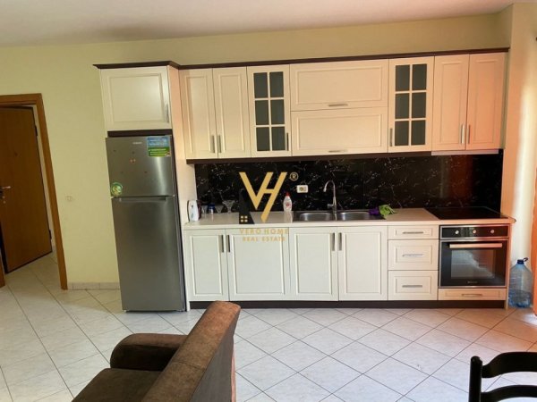 Tirane, jepet me qera apartament 2+1+Aneks+Ballkon Kati 2, 100 m² 450 € (UNAZA E RE)