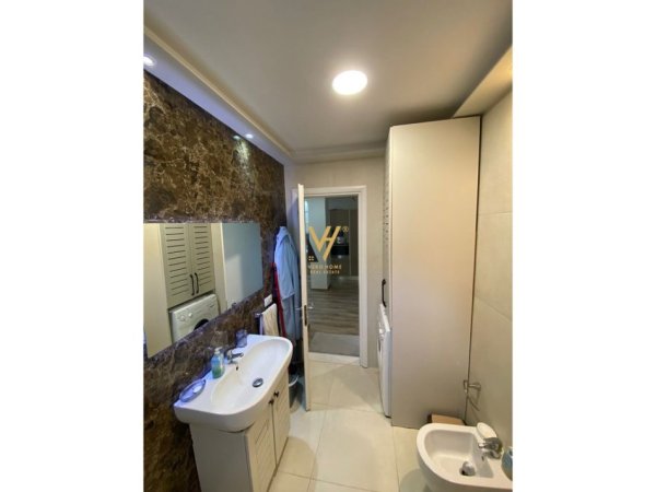 Tirane, jepet me qera apartament 2+1+Aneks+Ballkon Kati 2, 97 m² 700 € (KOPSHTI BOTANIK)