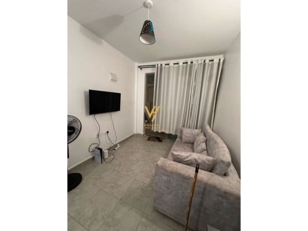 Tirane, jepet me qera apartament 2+1+Aneks+Ballkon Kati 2, 100 m² 550 € (KODRA E DIELLIT)