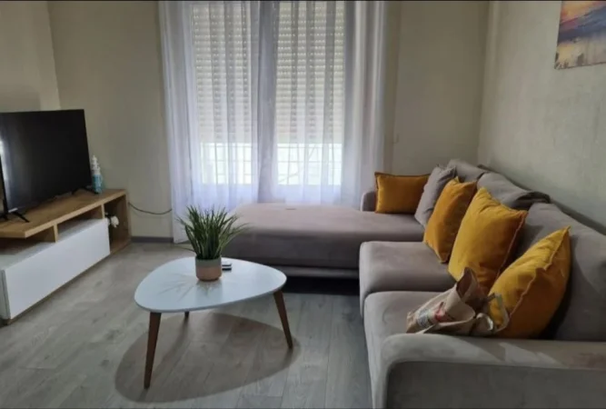 Golem, shes apartament 1+1+Ballkon Kati 2, 64 m² 85.000 € (Ahmet Caci , prane spar supermarket)
