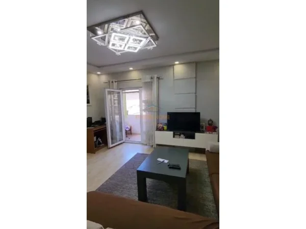 Tirane, shitet apartament 2+1+Ballkon Kati 2, 85 m² 139.000 € 