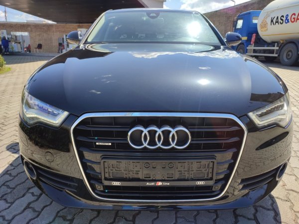 Audi A6 Quattro viti 2014 full option, automat, 3.0 TDI, navi, 12000 €