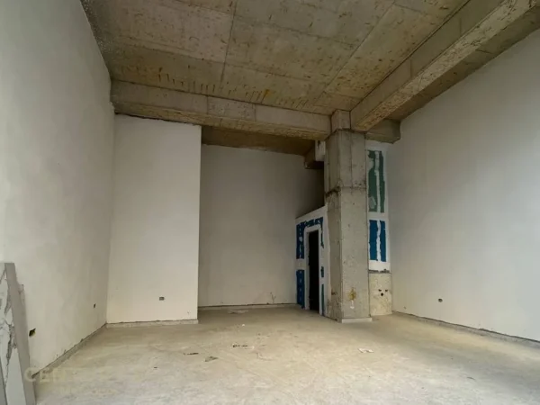 Tirane, jepet me qera ambjent biznesi Kati 1, 50 m² 1.500 € (Zogu zi)