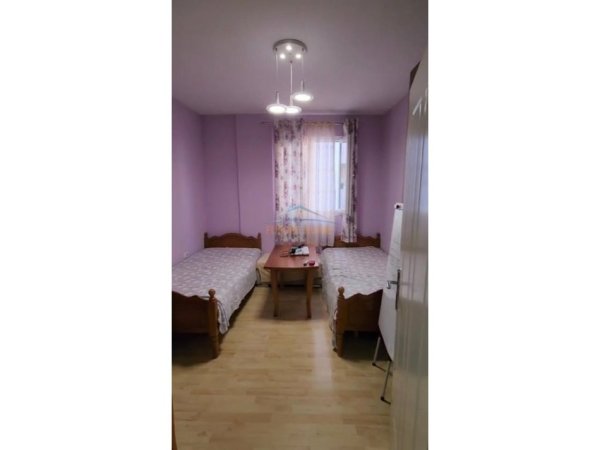 Tirane, shitet apartament 2+1 Kati 2, 85 m² 139.000 € (Rruga 5 Maji)