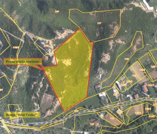 Tirane, shitet toke , 32.000 m² 1.600.000 € (Surrel, prane antenave telefonike ne Farke)