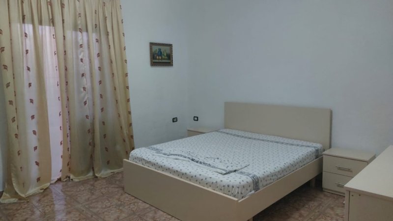 Tirane, jepet me qera Vile 1+1+Ballkon Kati 2, 60 m² 320 € (Rruga Jordan Misja)