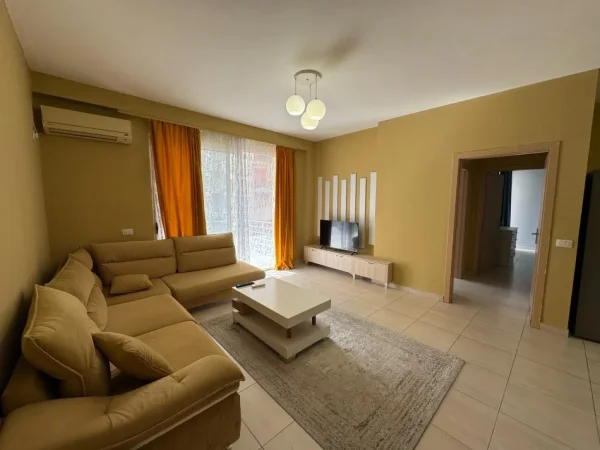 Tirane, jepet me qera apartament 2+1 Kati 3, 110 m² 550 € (Teodor keko)