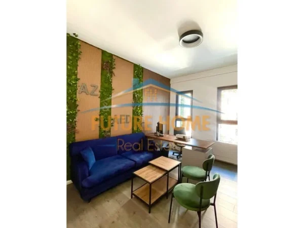 Tirane, jepet me qera apartament 2+1+Aneks+Ballkon Kati 4, 133 m² 900 € (SQUARE 21)