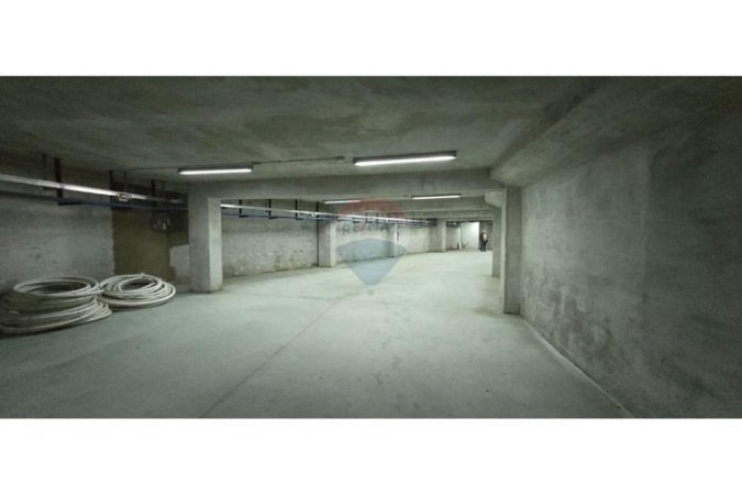 Tirane, shitet hotel , 553 m² 2.500.000 € (Vore ID: 530481001-660)