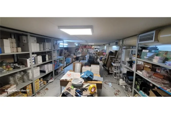 Tirane, shitet dyqan Kati 0, 268 m² 650.000 € (ID: 530261049-126)