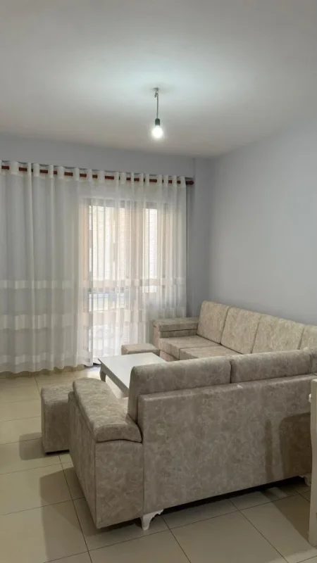 Tirane, jepet me qera apartament 2+1 Kati 5, 95 m² 350 € (Rruga Muhamed Deliu)