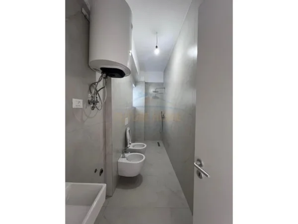 Tirane, shitet apartament 1+1+Ballkon Kati 2, 55 m² 80.000 € (Rezidenca Oxa, Tiranë)