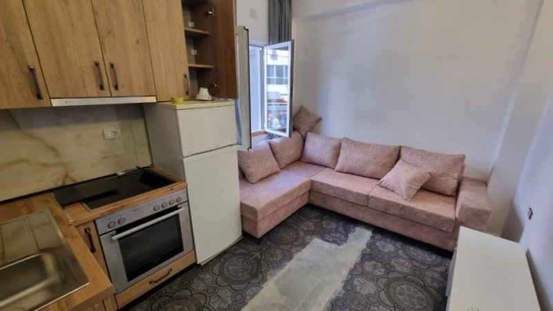 Jepet me qera apartament 2+1 Don Bosko, 450 € (Bujtina Gjelit Don Bosko)