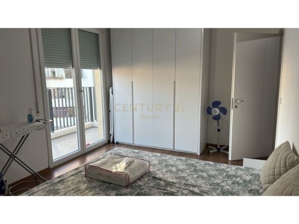 Tirane, jepet me qera apartament 2+1 Kati 8, 83 m² 650 € (Don Bosko)