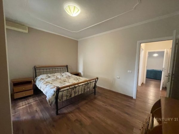 Tirane, jepet me qera apartament 2+1 Kati 7, 96 m² 1.300 € (Blloku)