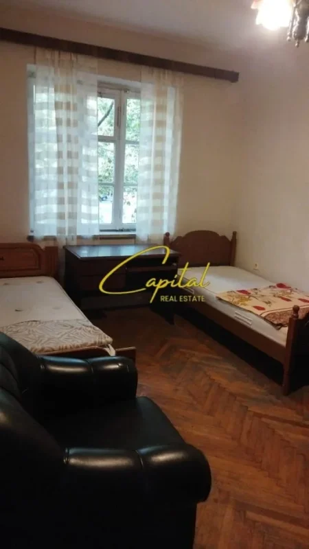 Tirane, jepet me qera apartament 2+1 Kati 2, 60 m² 600 € (BULEVARDI BAJRAM CURRI)