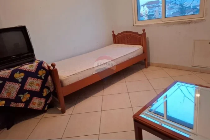 Tirane, jepet me qera Vile Kati 2, 152 m² 600 € (Selite)